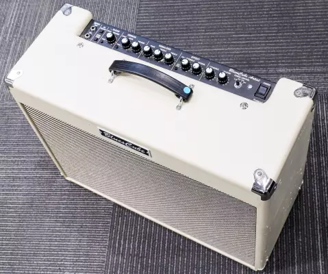 Roland - Blues Cube Artist - 80W Guitar Amplifier 2